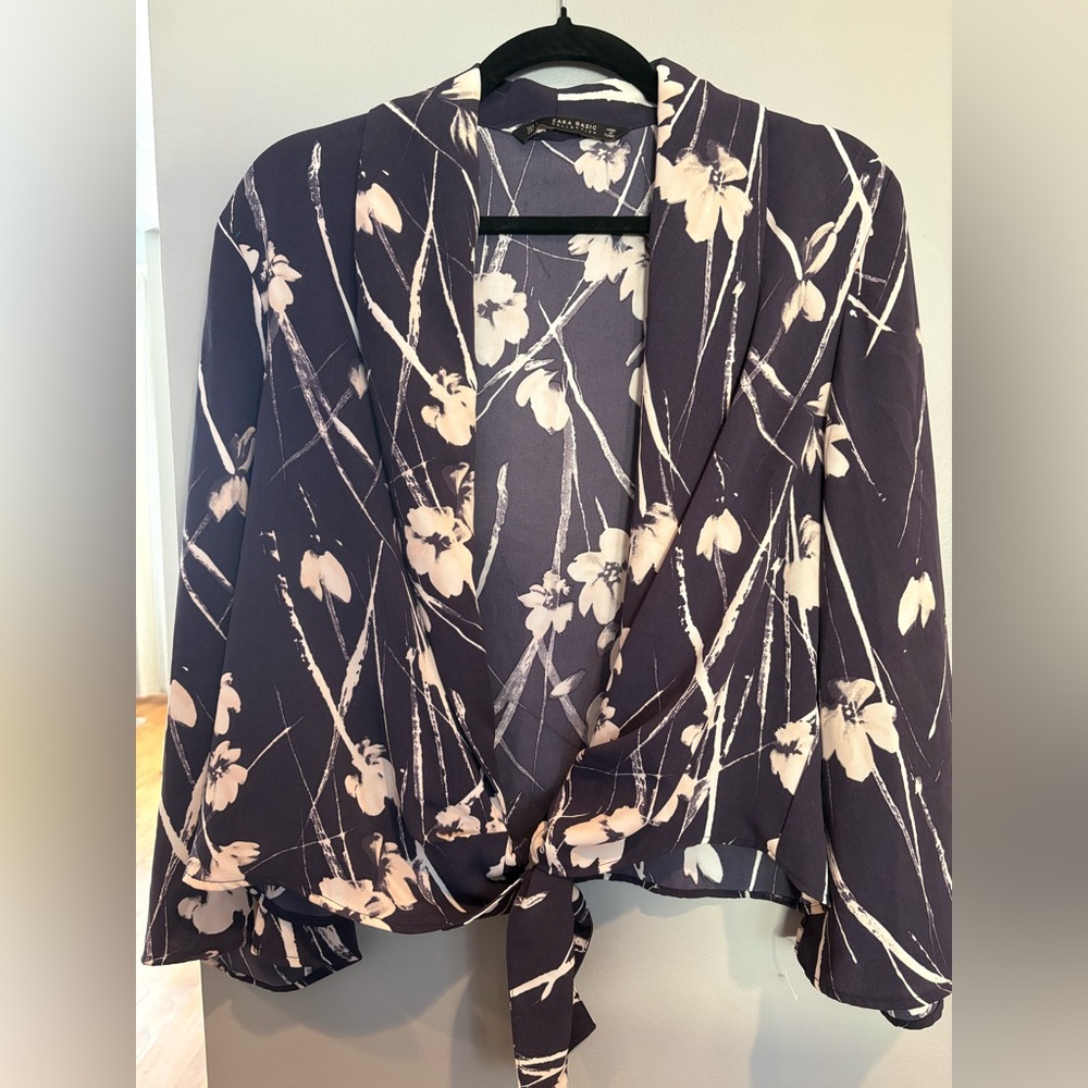 Floral Tie Wrap Blouse